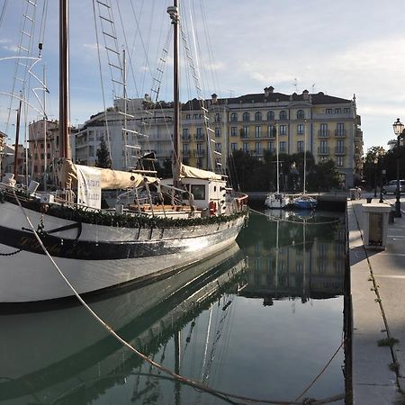 Hotel Metropole Grado Bagian luar foto