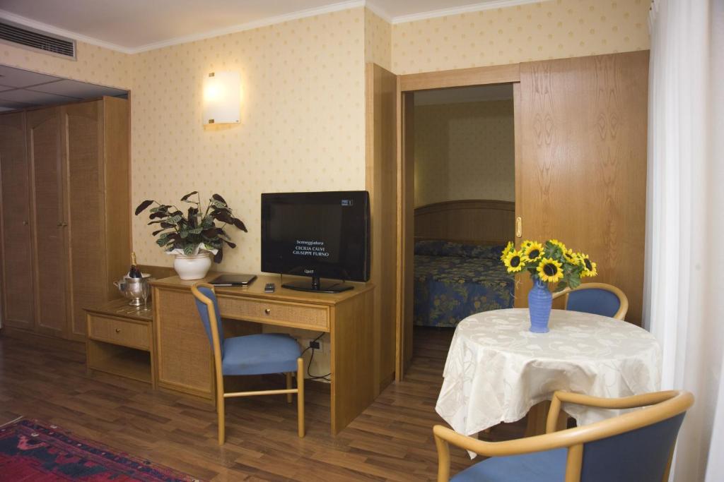 Hotel Metropole Grado Ruang foto