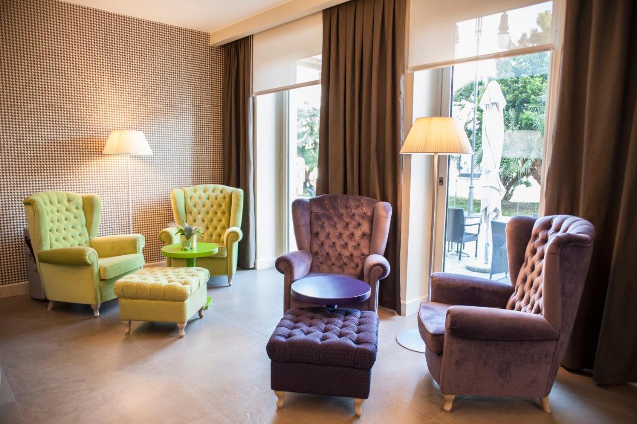 Hotel Metropole Grado Bagian luar foto